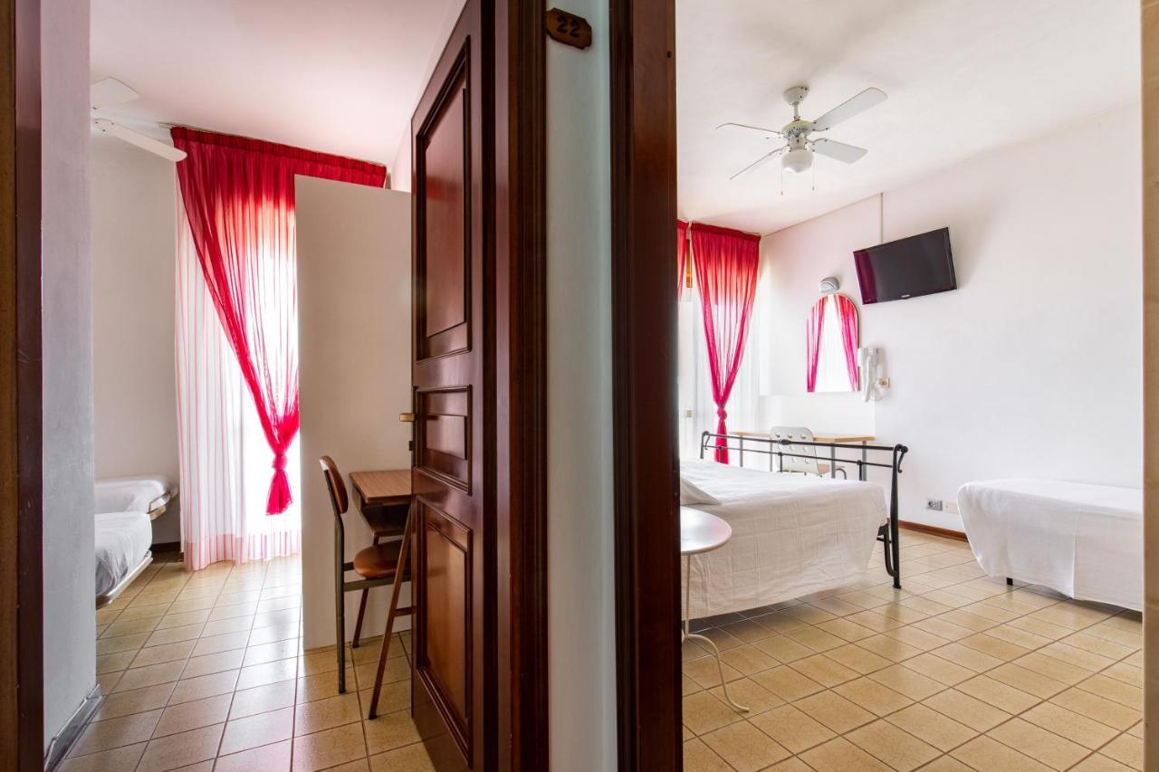 Hotel Palos Ρίμινι Εξωτερικό φωτογραφία