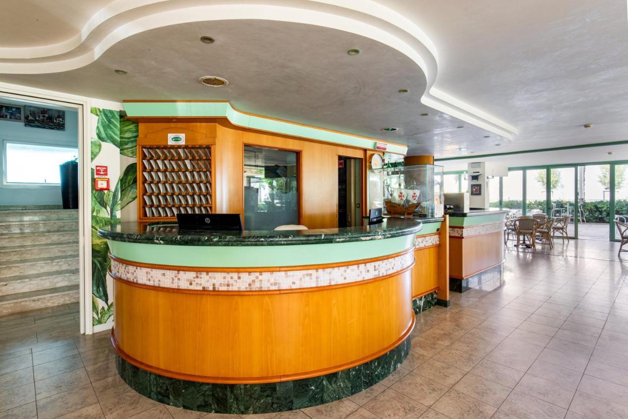 Hotel Palos Ρίμινι Εξωτερικό φωτογραφία