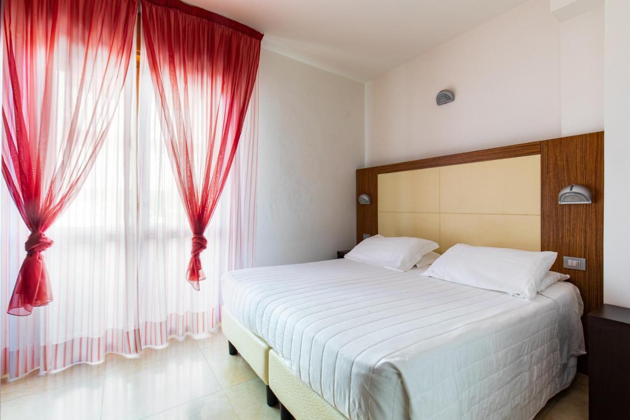 Hotel Palos Ρίμινι Εξωτερικό φωτογραφία