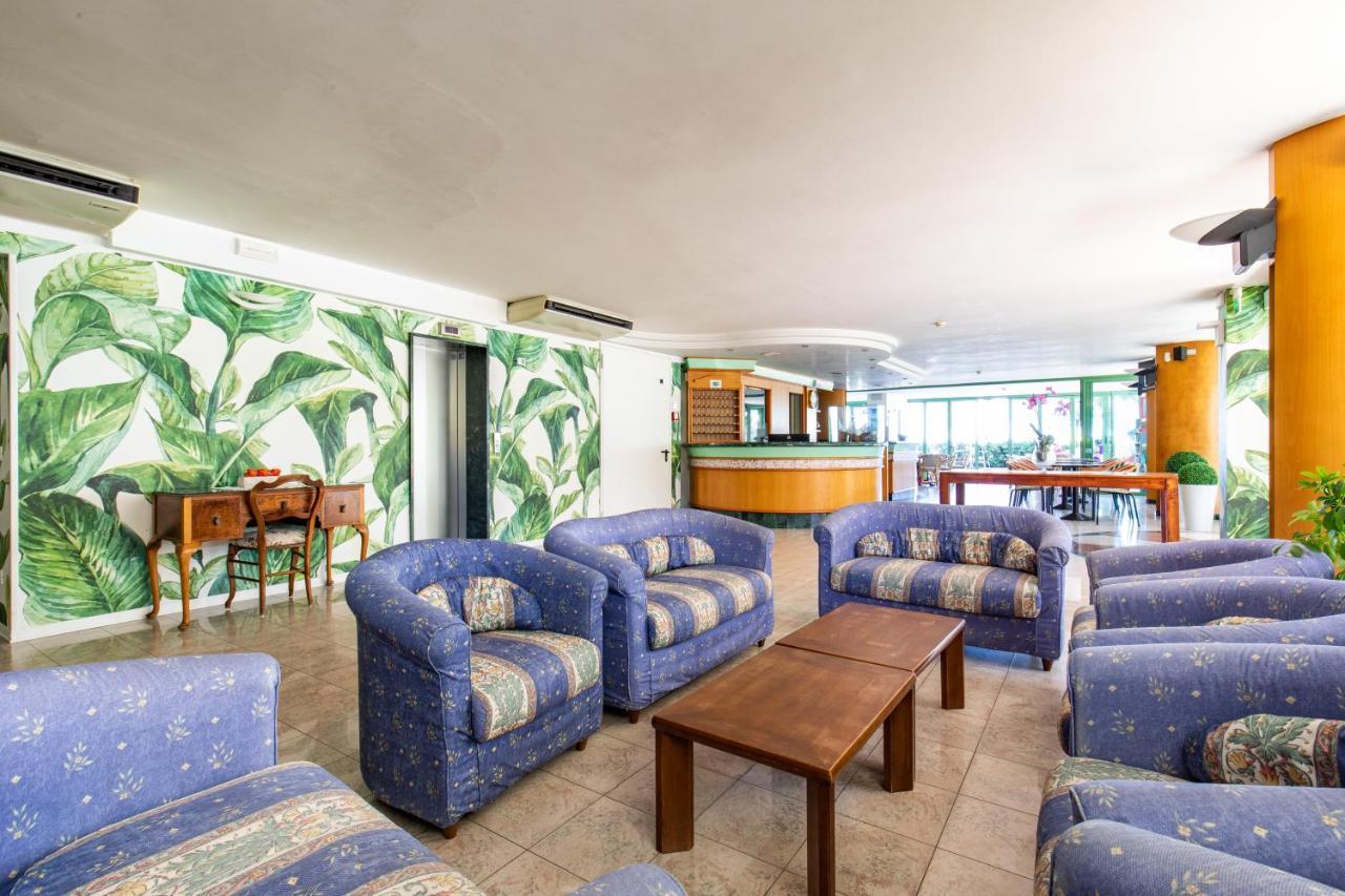 Hotel Palos Ρίμινι Εξωτερικό φωτογραφία