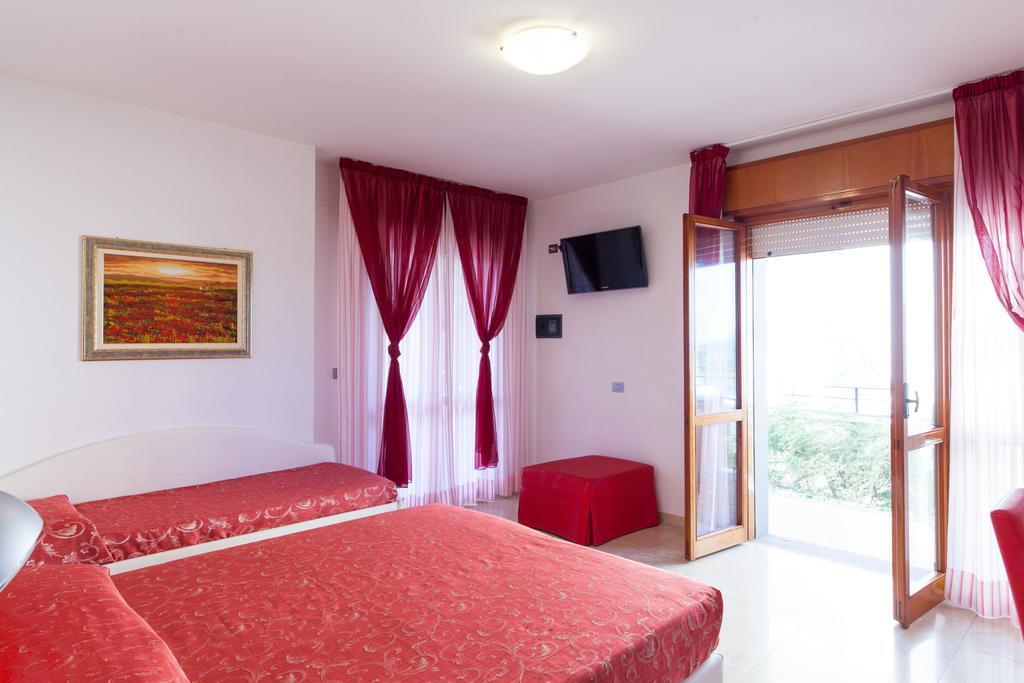 Hotel Palos Ρίμινι Εξωτερικό φωτογραφία