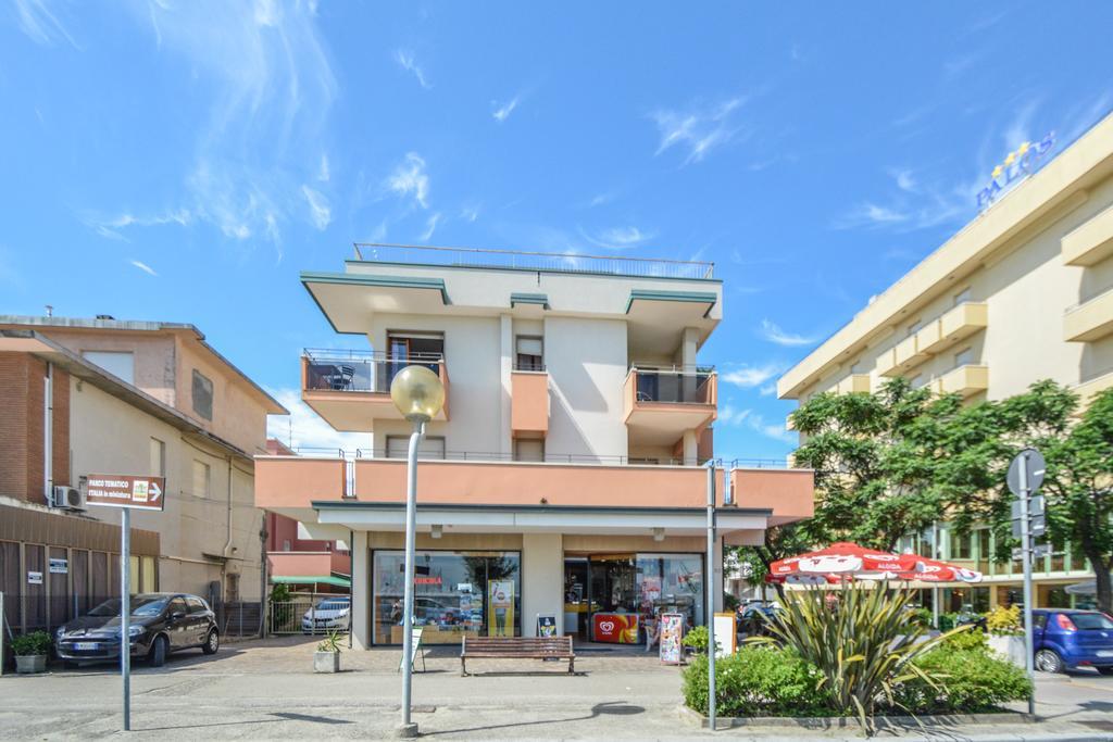 Hotel Palos Ρίμινι Εξωτερικό φωτογραφία
