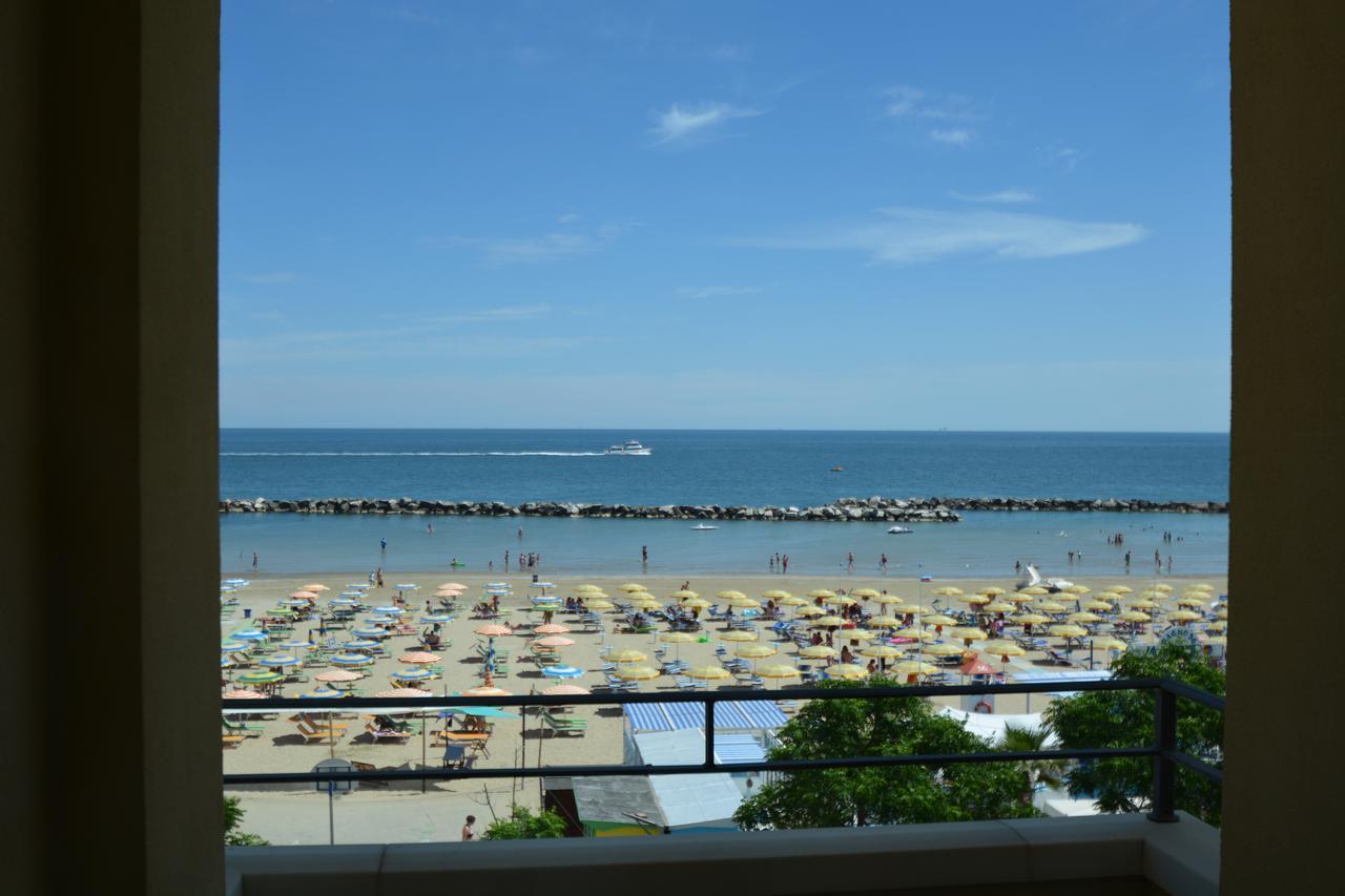 Hotel Palos Ρίμινι Εξωτερικό φωτογραφία