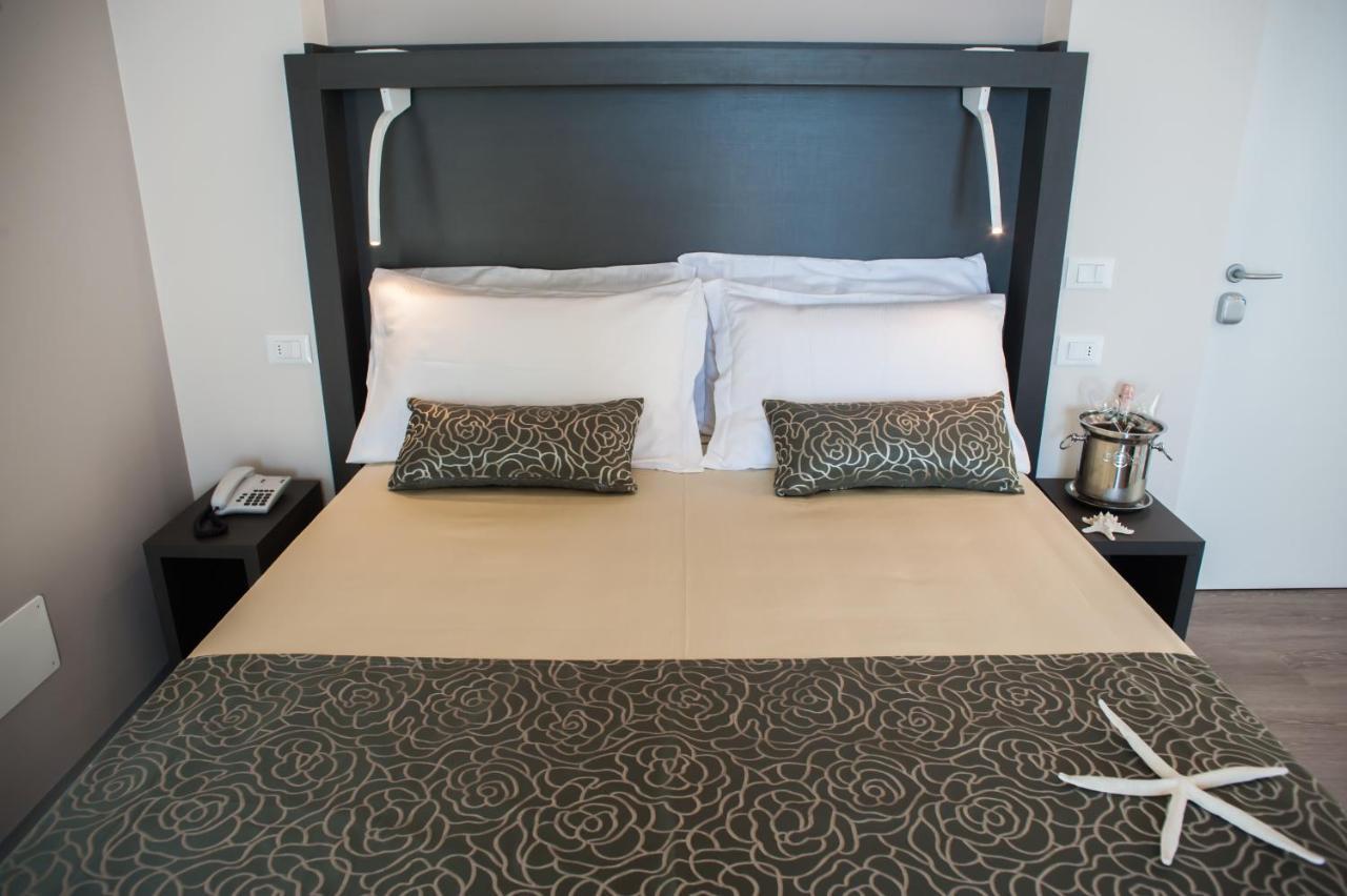 Hotel Palos Ρίμινι Εξωτερικό φωτογραφία